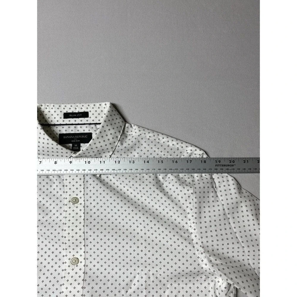 Banana Republic Slim Fit Non Iron Shirt Mens M 15-15.5 33-34 White Print
